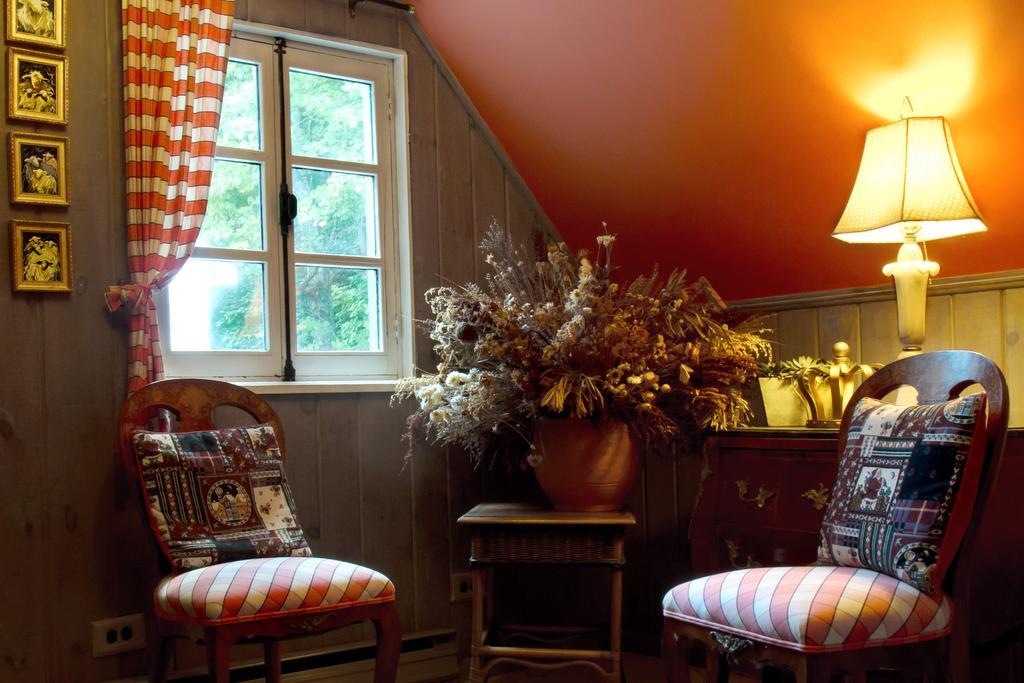 Le Petit Clocher Gite Touristique B & B Saint-Sauveur-des-Monts Dış mekan fotoğraf